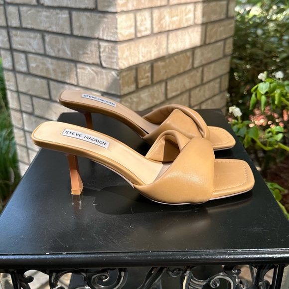 Steve Madden kitten heel slingback sandal - Picture 3 of 7